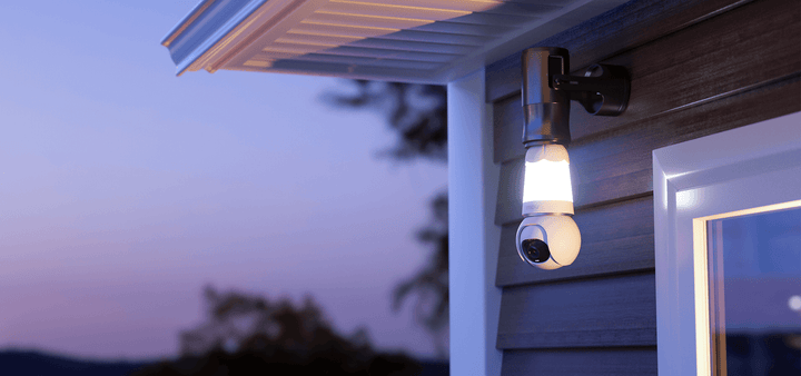 IMOU Bulb Cam 5MP 3K Wi-Fi pan and tilt security camera
